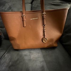 Michael Kors tote